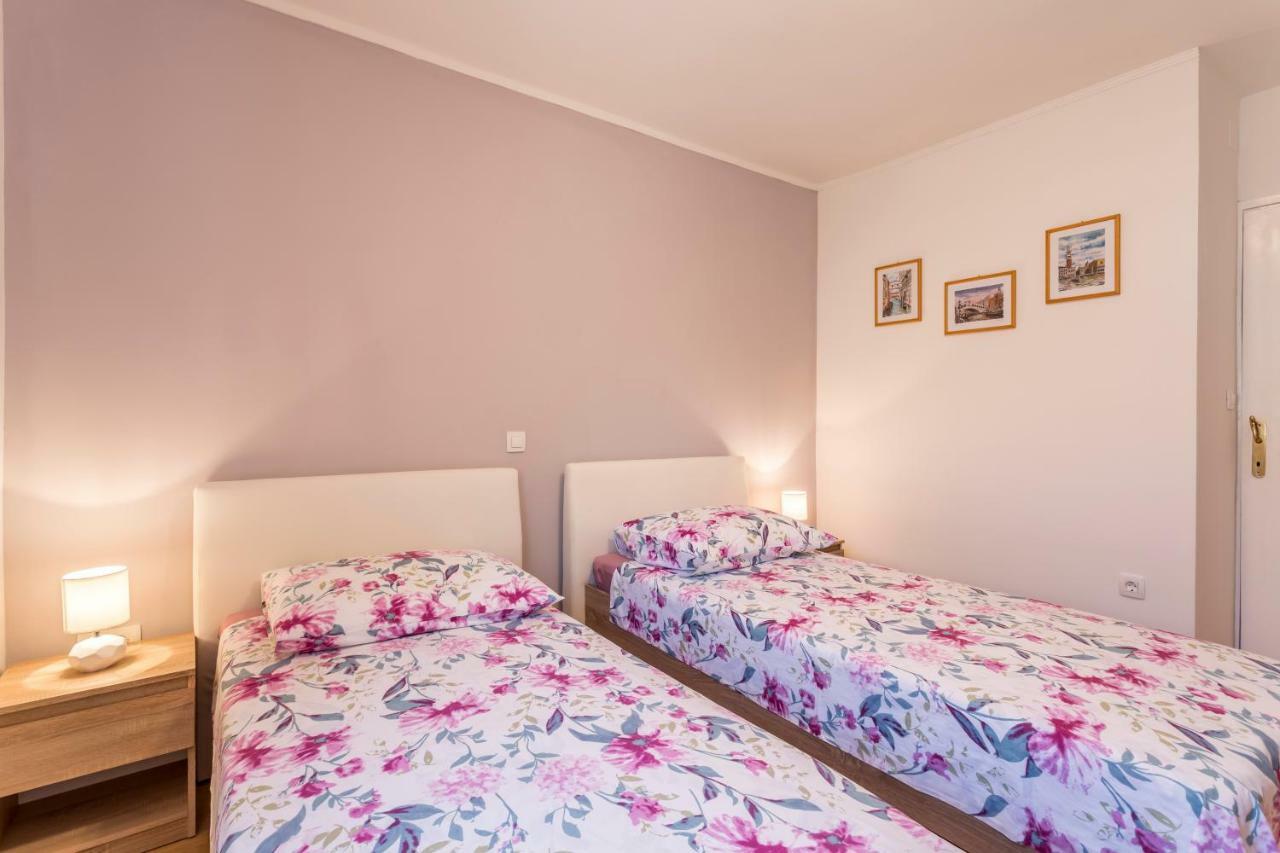 Modern Apartment Near The Beach And Center Of Split Buitenkant foto
